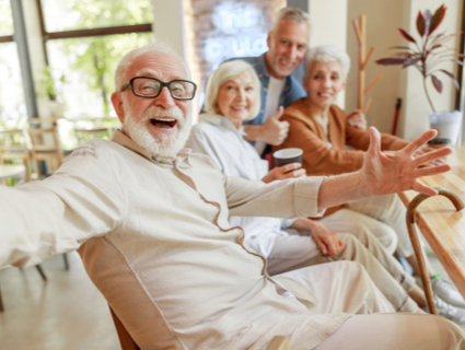 Dicas para melhorar a vida social dos idosos