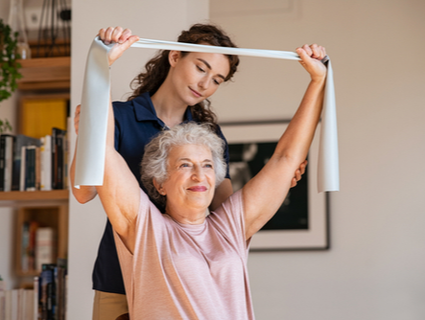 Recuperação de idosos com AVC: como a fisioterapia ao domicilio ajuda