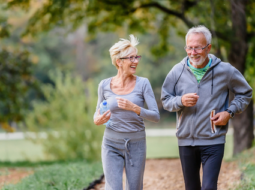 quais os benefícios da atividade física para os idosos